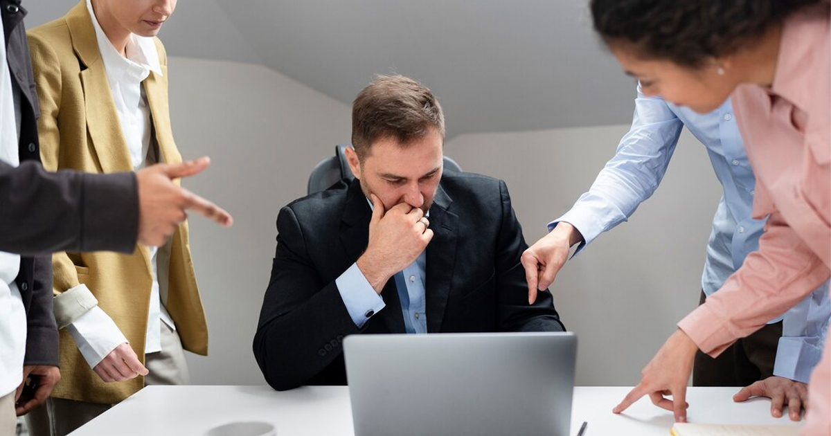 Cách Xử Lý Xung Đột Nơi Công Sở Hiệu Quả